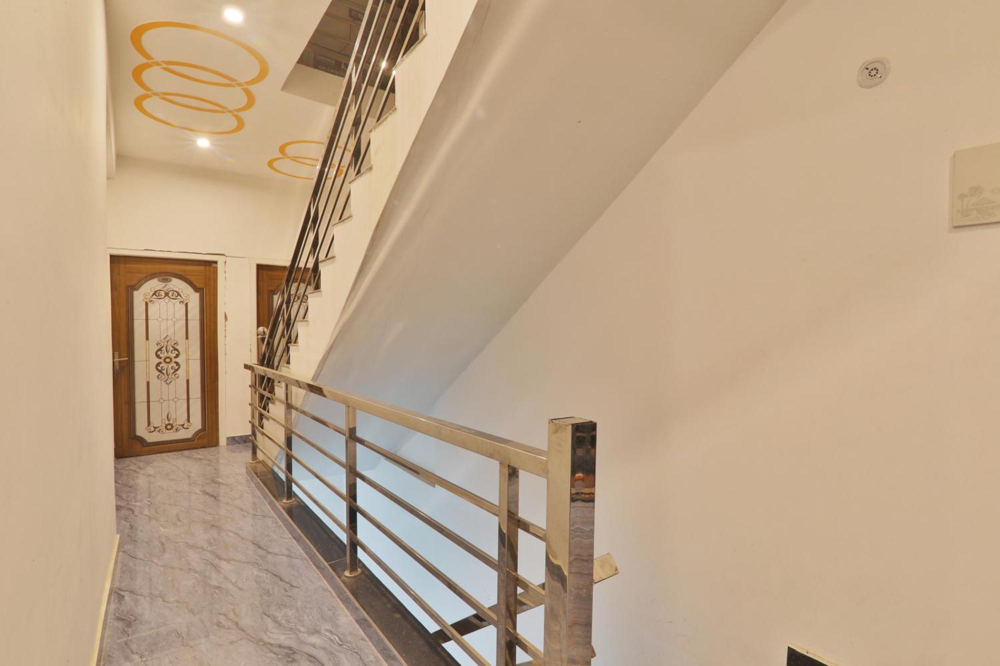 Hotel Ramayan Inn Free Pickup From Ayodhya Dham Junction Esterno foto